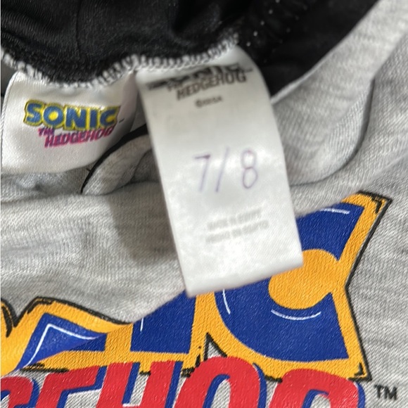 Sonic the Hedgehog hoodie. - Picture 1 of 2